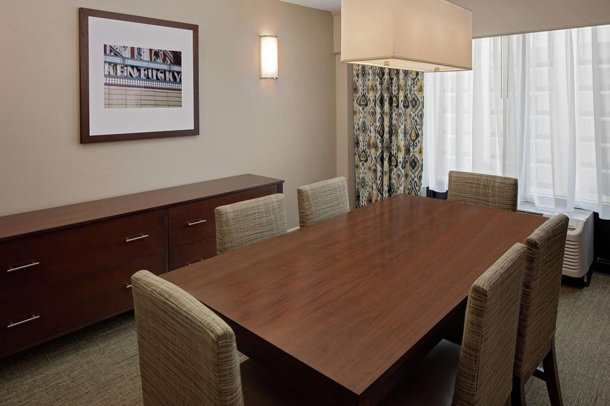 Hampton Inn Louisville Downtown Eksteriør billede